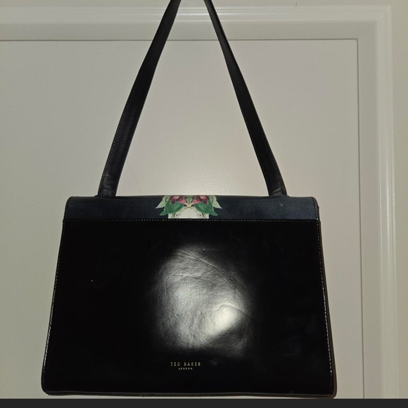 Ted Baker Elegant Black and White Shoulder Bag - Picture 2 of 2